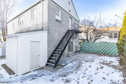 387 Broughton Ave, Bloomfield, NJ 07003 - Photo 27