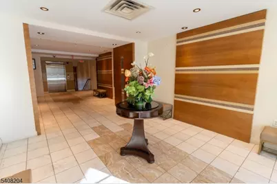 30 Freedomway #406, Jersey City, NJ 07305 - Photo 3