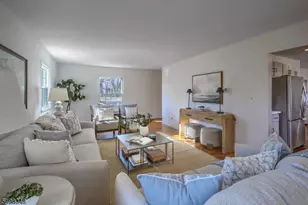 26 Cloverhill Dr, Califon, NJ 07830 - Photo 3