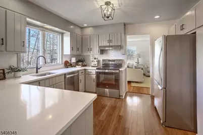 26 Cloverhill Dr, Califon, NJ 07830 - Photo 5