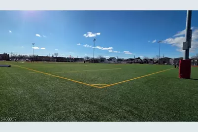 1 Veterans Pl, Elmwood Park, NJ 07407 - Photo 5