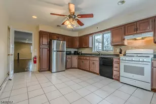 1 Veterans Pl, Elmwood Park, NJ 07407 - Photo 7