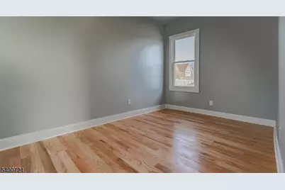 882 S 14th St #3, Newark, NJ 07108 - Photo 9