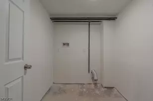 882 S 14th St, Newark, NJ 07108 - Photo 19