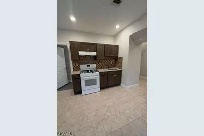 144 N 8th St #2, Hawthorne, NJ 07506 - Photo 9