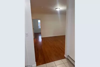 101 Avenue F, Bayonne, NJ 07002 - Photo 11