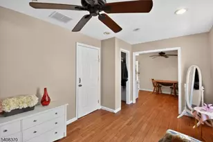 136 W Lincoln Ave, Rahway, NJ 07065 - Photo 3