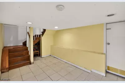 136 W Lincoln Ave, Rahway, NJ 07065 - Photo 23