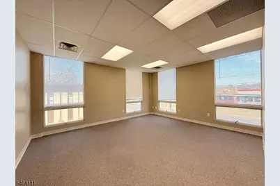 1550 Park Ave, South Plainfield, NJ 07080 - Photo 5