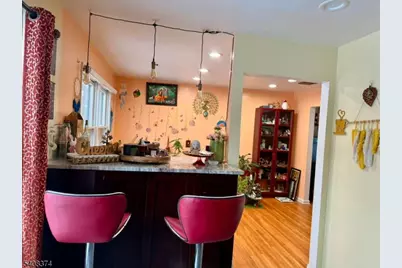 10 Nutmeg Ct, Edison, NJ 08820 - Photo 5