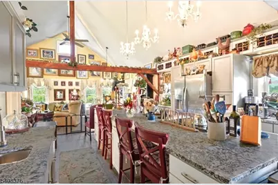 284 W Mill Rd, Washington Township, NJ 07853 - Photo 3