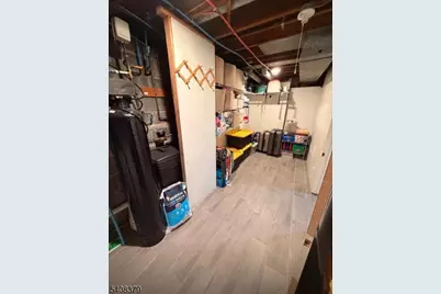 1065 Liberty Ave, Union Township, NJ 07083 - Photo 9