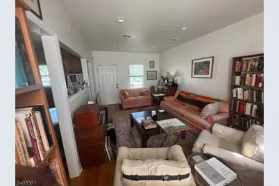 27 Broad St, Flemington, NJ 08822 - Photo 5