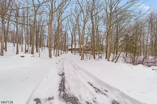 29 Dogwood Trail, Hardyston Township, NJ 07460 - Photo 3