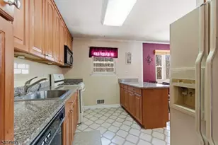 5 Downstream Dr, Mount Olive, NJ 07836 - Photo 11