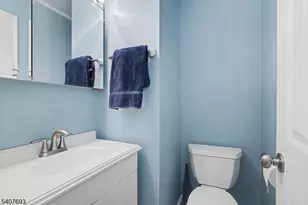 5 Downstream Dr, Mount Olive, NJ 07836 - Photo 25