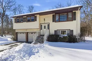 5 Downstream Dr, Mount Olive, NJ 07836 - Photo 3