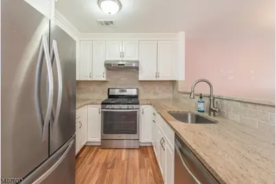 27 Loch Ln, Roxbury Township, NJ 07852 - Photo 5