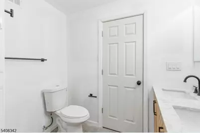 528 S 13th St Apt 1, Newark, NJ 07103 - Photo 17