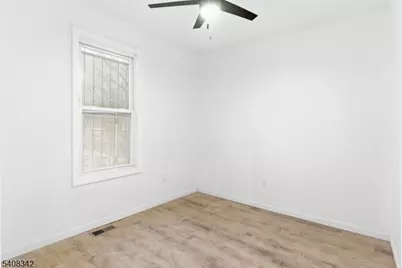 528 S 13th St Apt 1, Newark, NJ 07103 - Photo 13