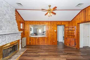 53 Laurel Dr, Wayne, NJ 07470 - Photo 9