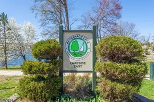 53 Laurel Dr, Wayne, NJ 07470 - Photo 31