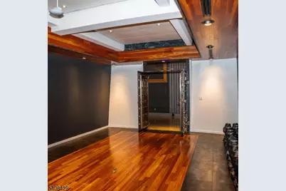 138 Broad St, Elizabeth, NJ 07201 - Photo 25