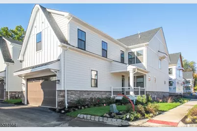 14 Willow Ln, Parsippany, NJ 07054 - Photo 1