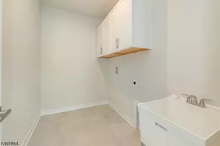 14 Willow Ln, Parsippany, NJ 07054 - Photo 29