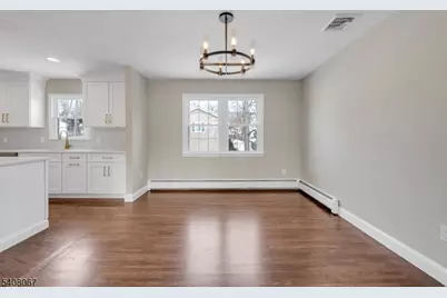 12 Roosevelt Ave, East Hanover Township, NJ 07936 - Photo 15