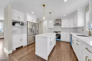 12 Roosevelt Ave, East Hanover Township, NJ 07936 - Photo 17