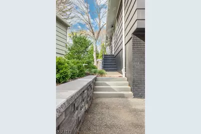 9 Windermere Rd, Montclair, NJ 07043 - Photo 37