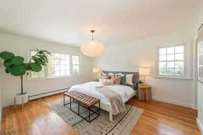 9 Windermere Rd, Montclair, NJ 07043 - Photo 11