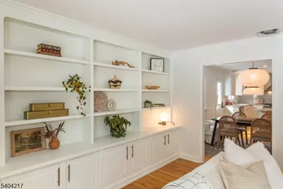 9 Windermere Rd, Montclair, NJ 07043 - Photo 5