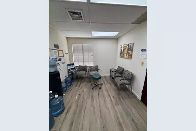 188 Eagle Rock Ave, Roseland, NJ 07068 - Photo 3