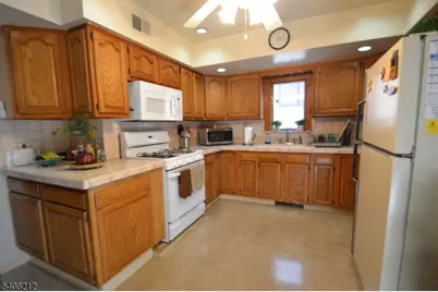 65 Madison Ave, Clifton, NJ 07011 - Photo 13