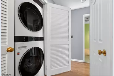 68 Westchester Ter, Clinton Township, NJ 08801 - Photo 17