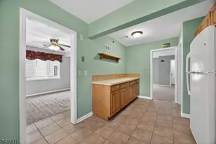 84 Allwood Pl, Clifton, NJ 07012 - Photo 15