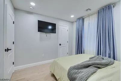 162 Brower Ave, Edison, NJ 08837 - Photo 39