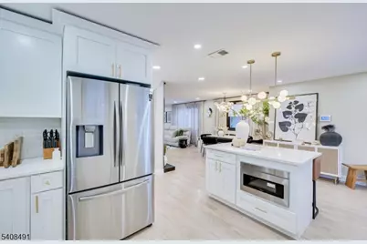 162 Brower Ave, Edison, NJ 08837 - Photo 27