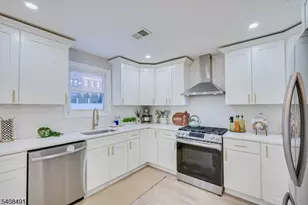 162 Brower Ave, Edison, NJ 08837 - Photo 25