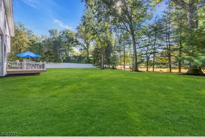 4 Erin Ct, Bridgewater, NJ 08807 - Photo 5