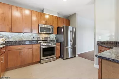 238 Luca Dr #8, Piscataway Township, NJ 08854 - Photo 7