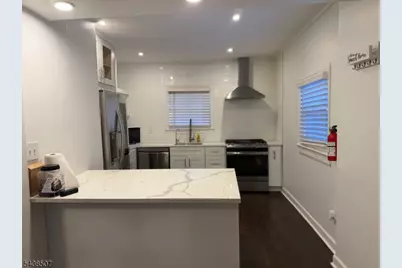 11 Pine St, Bloomfield, NJ 07003 - Photo 5