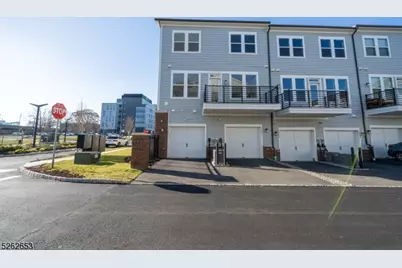 8 Jessica Ln, Union Township, NJ 07083 - Photo 25