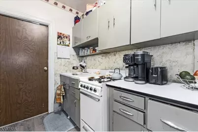 99 S Main St, Phillipsburg, NJ 08865 - Photo 9