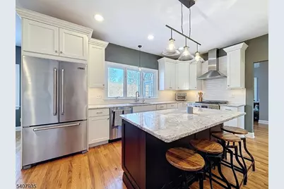 107 Lambert Dr, Sparta Township, NJ 07871 - Photo 15