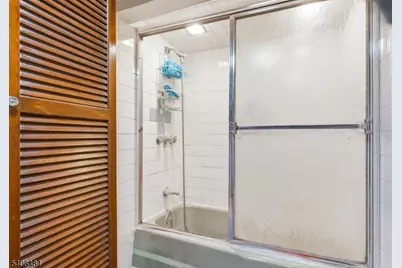 16 Murray Ave, Paterson, NJ 07501 - Photo 25