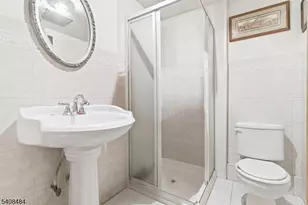 16 Murray Ave, Paterson, NJ 07501 - Photo 21