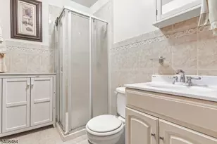 16 Murray Ave, Paterson, NJ 07501 - Photo 15